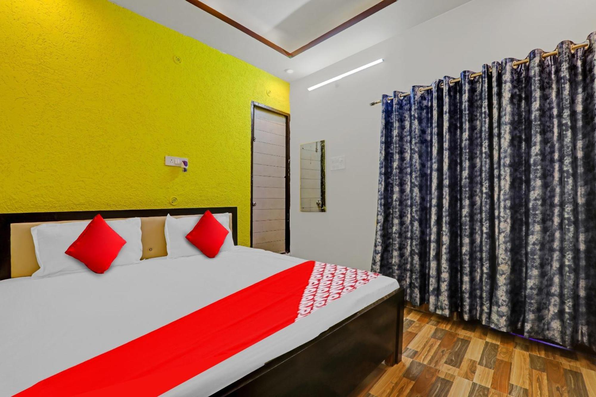 Hotel O R K Hotels Lucknow Zewnętrze zdjęcie