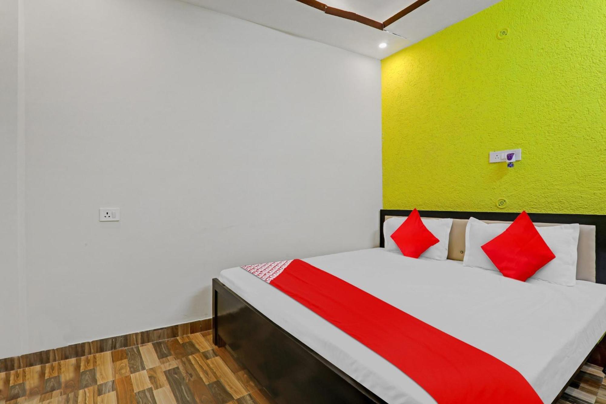 Hotel O R K Hotels Lucknow Zewnętrze zdjęcie